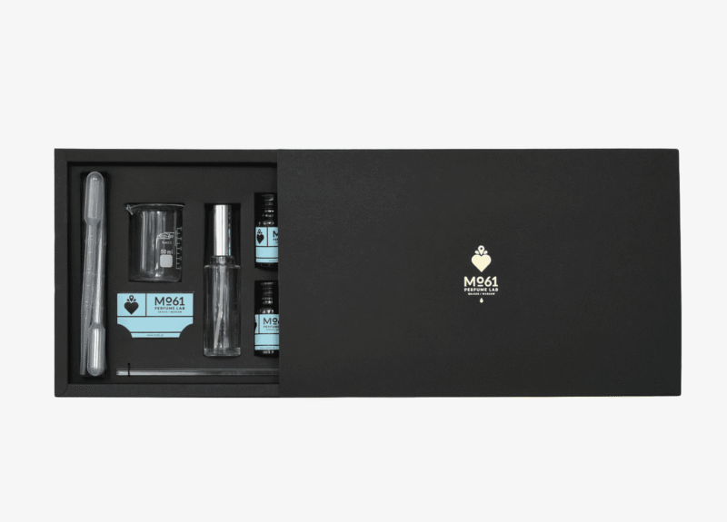 DIY kit – stwórz własne perfumy - Thumbnail Image 1
