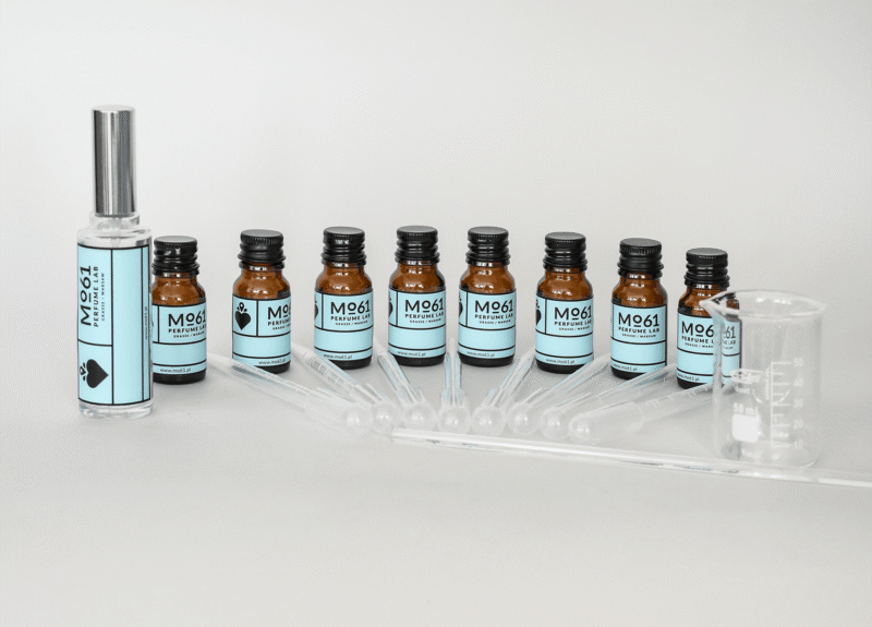 DIY kit – stwórz własne perfumy - Thumbnail Image 3